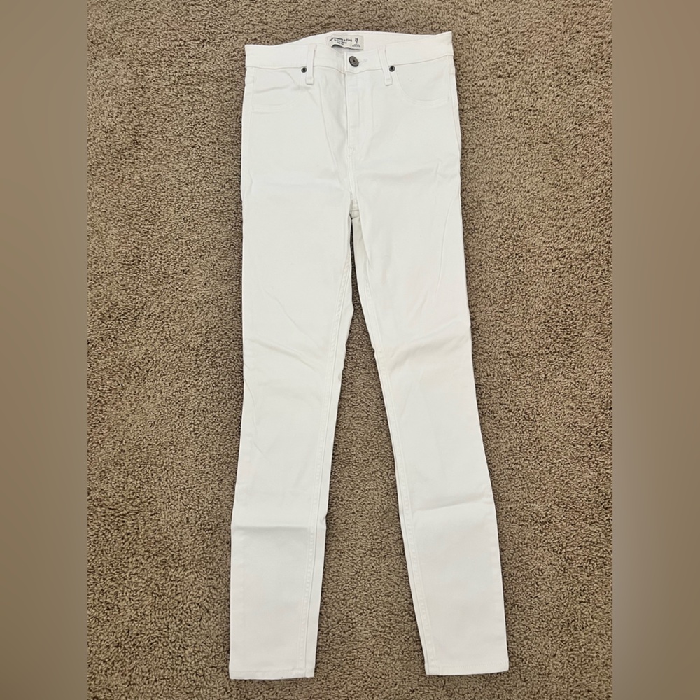 Abercrombie & Fitch White High-Rise Jeans